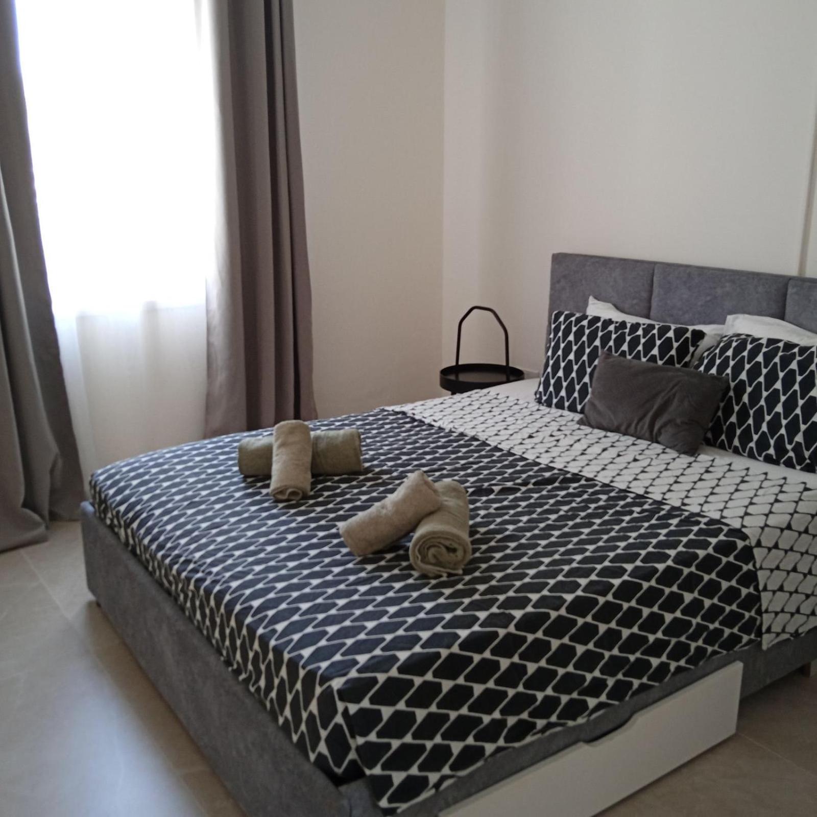 Mari House-Close To The Beach Пафос Екстериор снимка