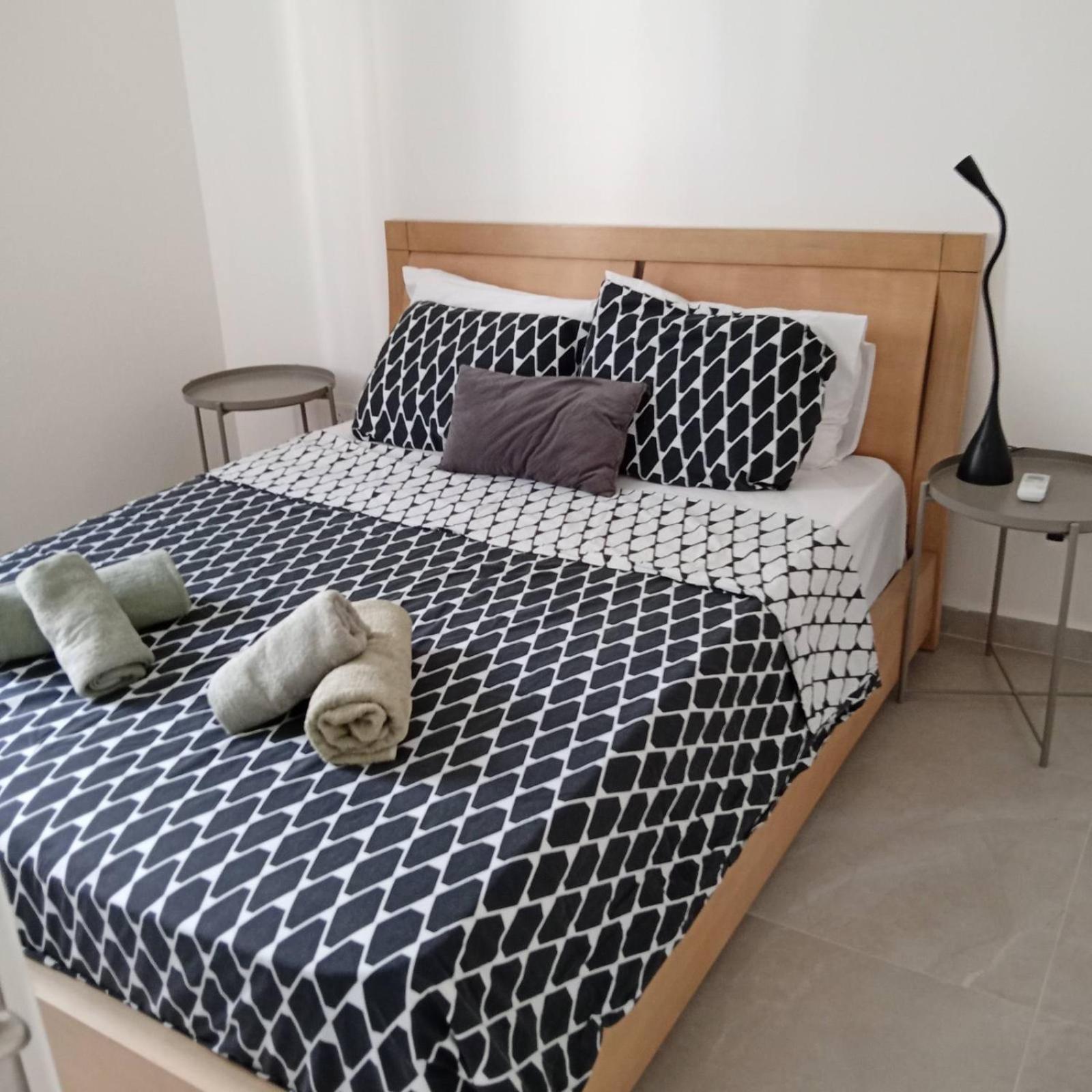 Mari House-Close To The Beach Пафос Екстериор снимка