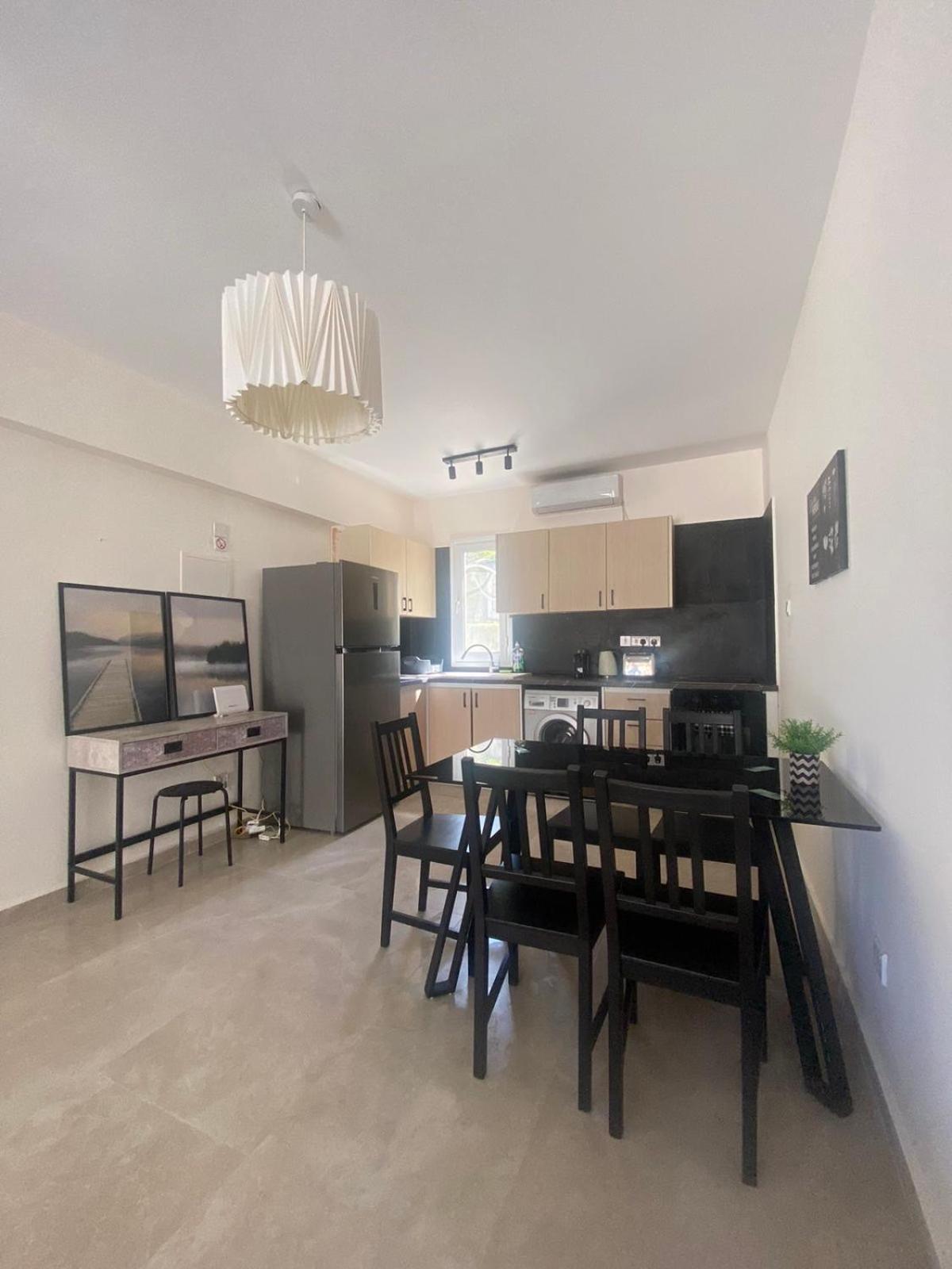 Mari House-Close To The Beach Пафос Екстериор снимка